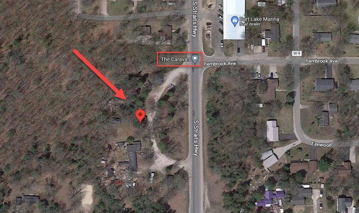 Kuhlmans Caravan Motor Court & Motel (The Caravan Housing Complex) - Aerial Map With Location (newer photo)